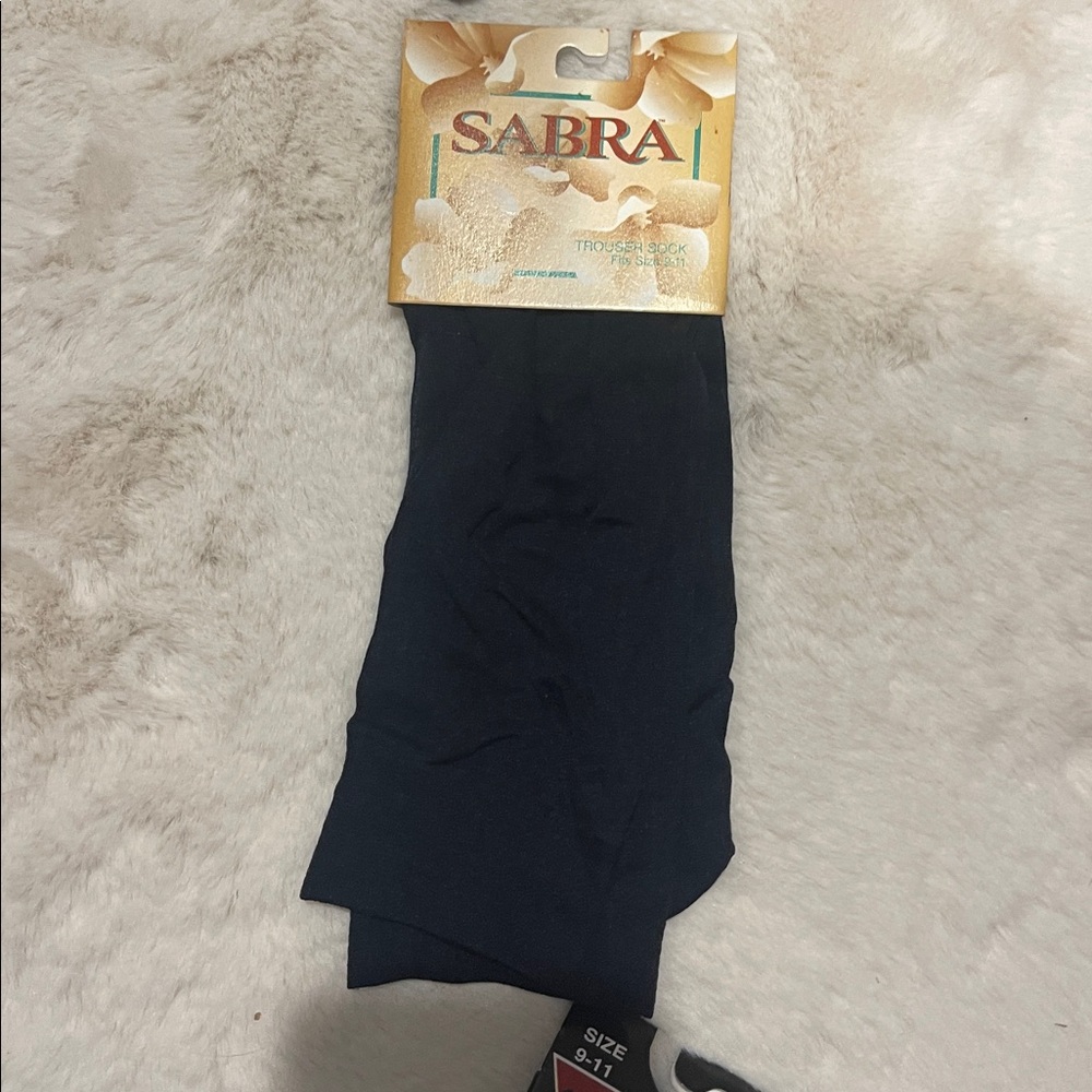 Assorted Women's Socks Collection - Picture 12 of 16